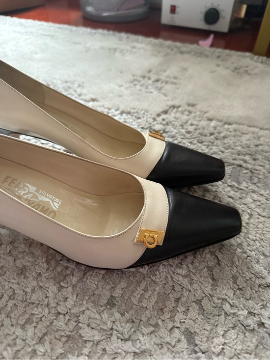Salvatore Ferragamo Shoes - Salvatore Ferragamo Black & Cream Pointed Toe Leather Pumps with Gold Accent